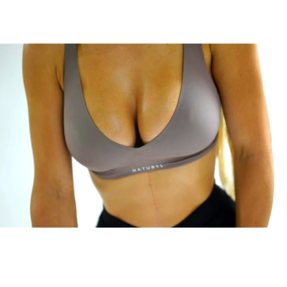 Naturyl - Seamless Bra - Large - New - Mauve